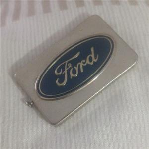 Ford, smaller crome badge