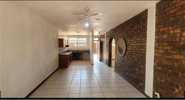 Apartment For Sale in Alberton