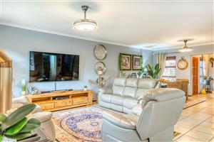 Townhouse For Sale in Chancliff Ridge