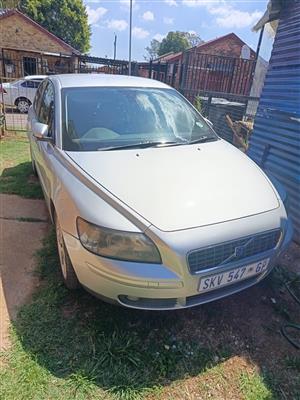 Volvo S40T5