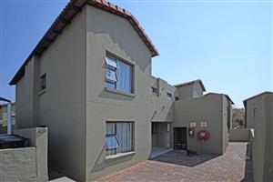 Apartment For Sale in Ferndale