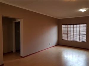 Fourways  - Spacious 2 bedrooms 2 bathrooms 2nd floor apartment apartment available R7500