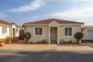 House For Sale in Bothasig