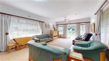 3 Bedrooms  home for sale in Libradene
