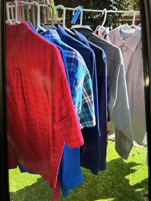 Second hand men’s clothing shirts longs and shoes in great condition 