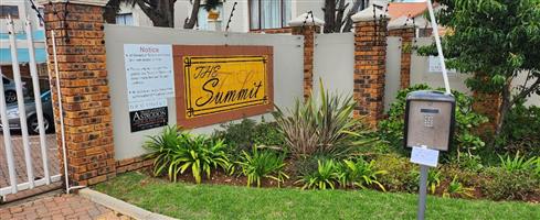2 Bedroom Townhouse for Sale Winchester Hills, The Summit