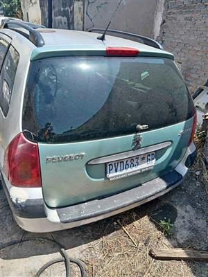 Peugeot 307 10fx station wagon tailgate