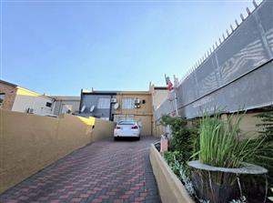 Cozy 2-bedroom home, perfect for first time home buyers!!!!