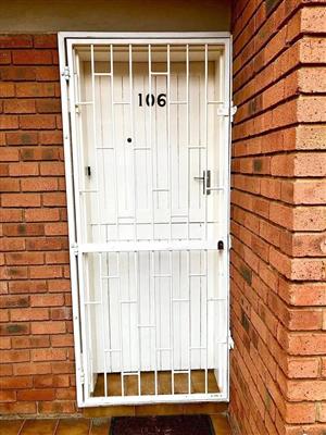 Safe and secure 3 bedroom duplex 