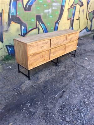 Large Server / Dresser