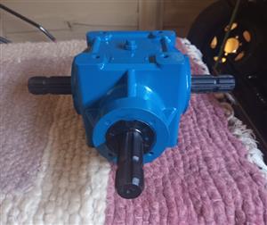 3 Shaft gearbox