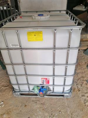 1000 Lt flowbins 