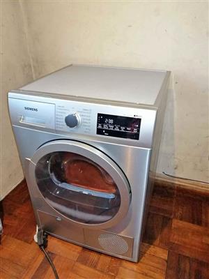 SIEMENS DRYER 8KG GREAT WORKING CONDITION