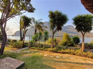 Exclusive Mandate... Our Most Charming Residence in Kosmos