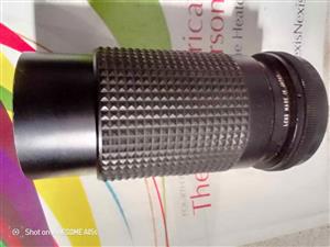 PRAKTICA ZOOM AUTO 1:5.6 80~ 200mm LENSE