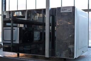 HISENSE MICROWAVE S067095A