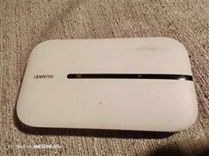 HUAWEI ALL NETWORK POCKET Wi-Fi ROUTER (good battery life)