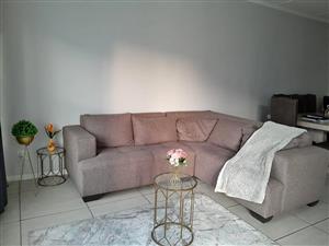 I buy good quality second hand clothes shoes linen curtains