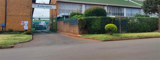 Apartment For Sale in Rhodesfield