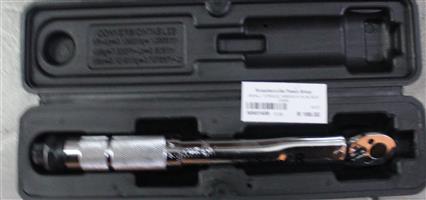 SMALL TORQUE WRENCH IN BLACK CASE S065160B
