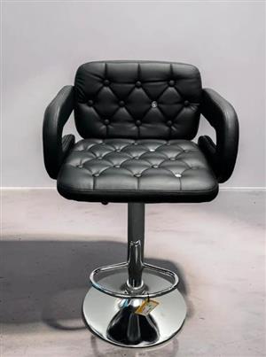 2x Brand new chairs