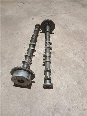 Camshafts From Stripped Dodge Caliber 