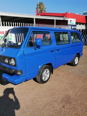 For Sale: Volkswagen Microbus 2.6 (2000 model)
