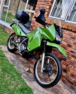 2008 KAWASAKI KLR 650CC HAS LOW MILEAGE