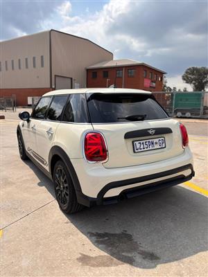2022 Mini Cooper 5dr A/T Petrol F55