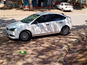  Nice and neat  ford focu