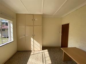 Queenswood Commune Room Rental