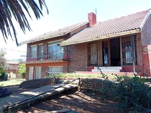 Beautiful 5 Bedroom Home for Sale in Dundee Perfect for Family Living or Investment