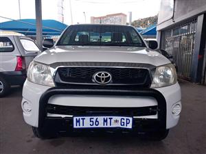 2011 TOYOTA HILUX SINGLE CAB 2,5 D4D ENGINE CAPACITY