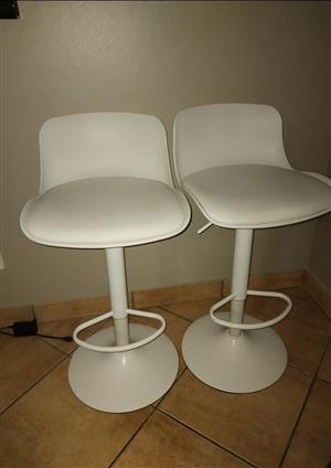 Beautiful Bar stools set of 2