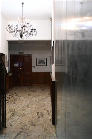 Modern 1-Bedroom Apartment in the Heart of Marshalltown, Johannesburg