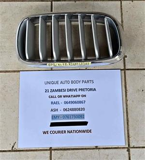 BMW X5 F15 Right Grill