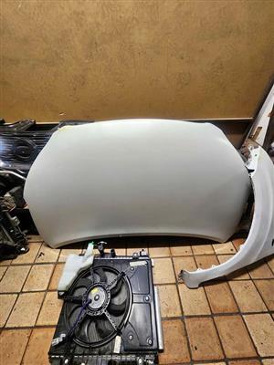 Suzuki celerio Bonnet clean