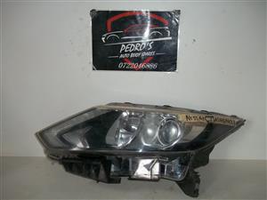 Nissan Qashqai (J11) '14-'18 left headlight