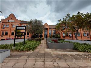 Office Rental Monthly in Faerie Glen