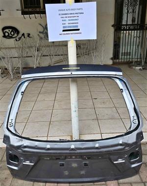 Suzuki Ignis Tailgate