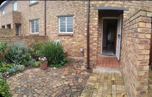 House Rental Monthly in Weltevreden Park