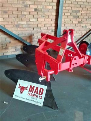 New mounted mouldboard ploughs for sale at Mad Farmer SA