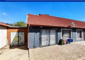 House For Sale in Birchleigh North