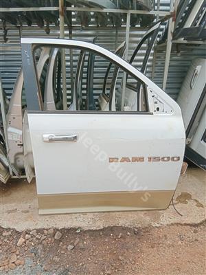 Right Front Door From 1500 Dodge Ram 