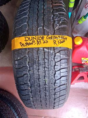 1x Dunlop Grantrek AT22..18
