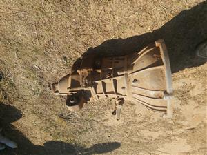 Gearbox Toyota 4y 