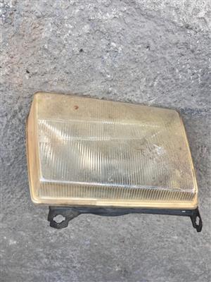 Ford (XR3) head light 