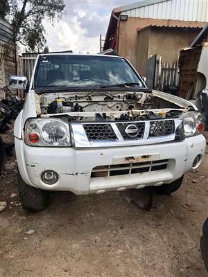 2021 NISSAN HARDBODY 2.5 DIESEL STRIPPING FOR SPARES