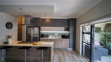 Apartment For Sale in Carlswald