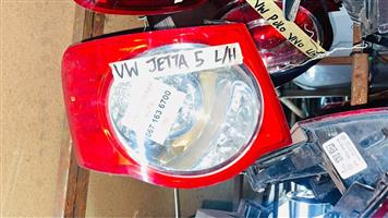 VW JETTA 5 headlight